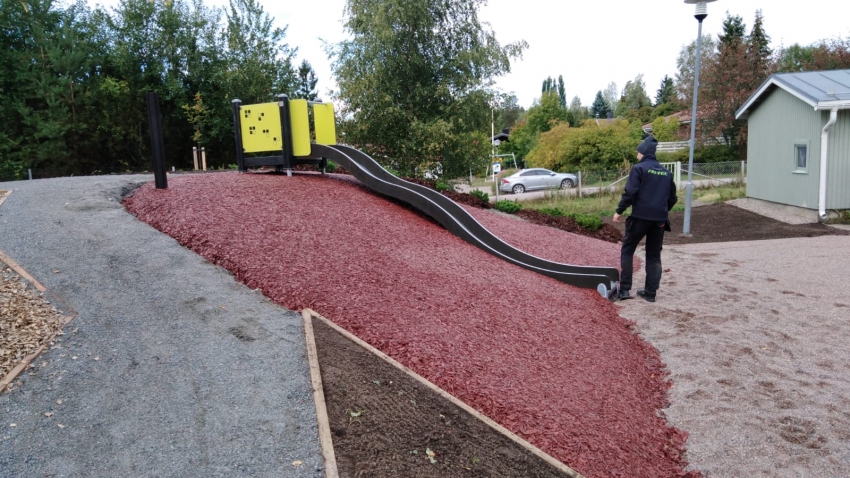 Siirtyminen referenssiin Ecosurface turva-alusta rinneliuku sivustolla eg-trading.fi.