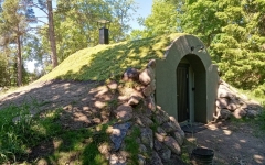 Siirtyminen referenssiin Nordic Green Roof® maksaruohomaton maa-asennus sivustolla eg-trading.fi.