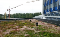 Siirtyminen referenssiin Nordic Green Roof® maksaruohoviherkattoja Keilaniemessä sivustolla eg-trading.fi.