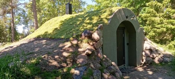 Siirtyminen referenssiin Nordic Green Roof® maksaruohomaton maa-asennus sivustolla eg-trading.fi.